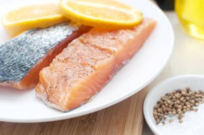 Как вкусно засолить красную рыбу в домашних условиях?