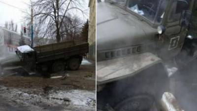 В Луганске грузовик с оккупантами провалился в теплотрассу. Опубликовано фото