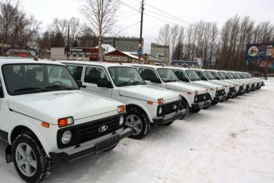 Земским врачам — новые машины: в Костромскую область прибыли 36 новых санитарных автомобилей