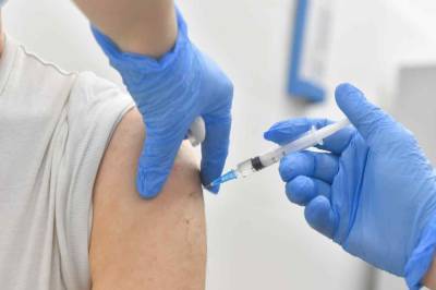 Инфекционист Тимаков перечислил противопоказания для вакцинации от коронавируса SARS-CoV-2