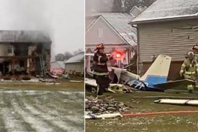 Легкомоторный самолёт упал на жилой дом в Мичигане