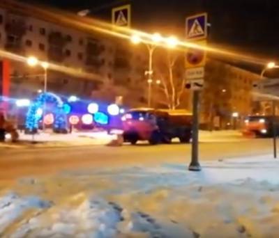 Ночью Ульяновск от снега очищали 97 спецмашин