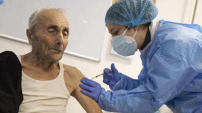COVID-19: вакцинация в Европе