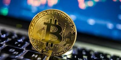 Bitcoin стоит больше 33 тысяч долларов – цена криптовалюты 3.01.2020 – ТЕЛЕГРАФ