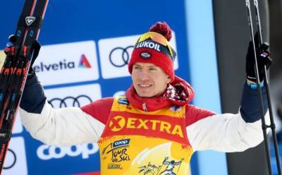 Лыжник Большунов стал победителем гонки преследования на «Тур де Ски»