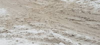 Власти Петрозаводска предлагают сообщать о некачественной уборке снега