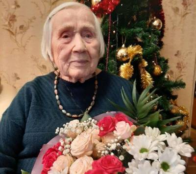 100-летний юбилей ветерана войны отметили в Ленинском районе Воронежа