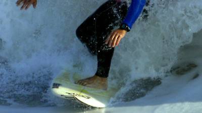 В Москве откроют первый в мире крытый центр для серфинга