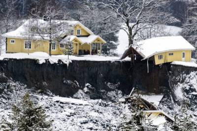 Оползень в Норвегии: Спасатели нашли тела пяти погибших