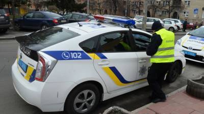 Пьяный нарушитель ПДД сыграл украинским инспекторам на баяне