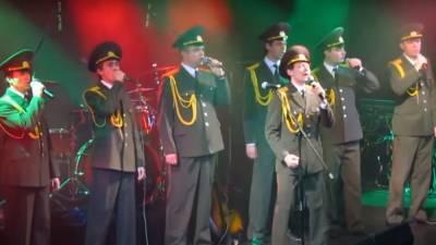 Российские хористы привели в восторг иностранцев исполнением кавер-хитов