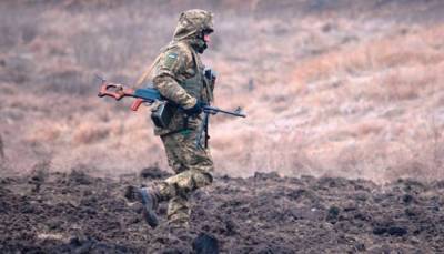 Коварные действия боевиков на Донбассе: нарушения, квадрокоптер с выстрелами и раненые украинцы