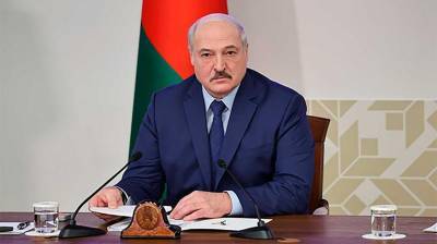 Лукашенко заявил о попытках лишить Россию независимости