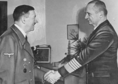 Карл Дениц: что стало с преемником Гитлера после капитуляции Германии