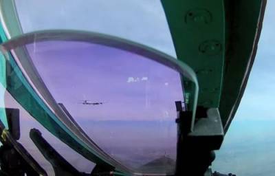 Aviapro: Самолет разведки НАТО попытался помешать работе средств ПВО РФ, в воздух был поднят российский перехватчик