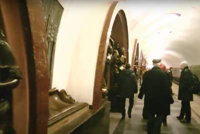В метро Москвы 31 января поезда будут проезжать мимо 7 станций