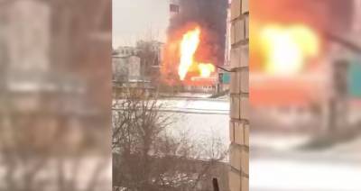 Крупный пожар возник на северо-западе Москвы