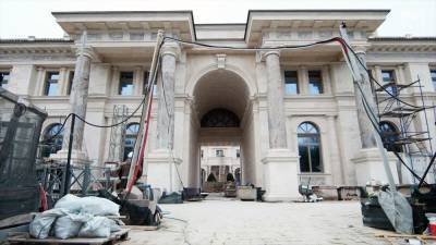 Бизнесмен Аркадий Ротенберг назвал себя владельцем "дворца в Геленджике"