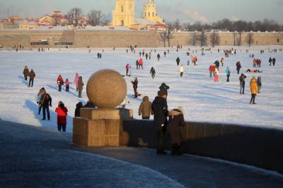 Петербуржцы в воскресенье почувствуют наступление морозов