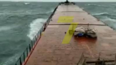 Появилось видео крушения судна Arvin с украинцами на борту