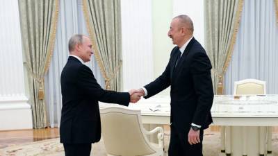 Путин и Алиев обсудили работу российско-турецкого центра мониторинга