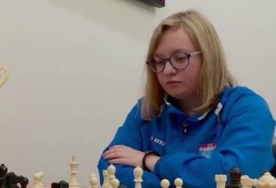 Шахматистка из Лодейнопольского района получит звание гроссмейстера в 17 лет