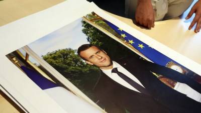 За кражу портрета Макрона грозит три года тюрьмы и €45 тысяч штрафа