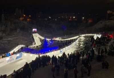 Этап чемпионата мира по скоростному спуску на коньках проходит на склонах «Игоры» в Ленобласти