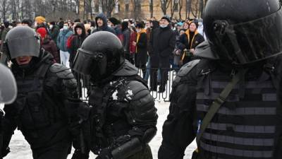 "Это настоящий мятеж": политолог сравнил соратников Навального с террористами