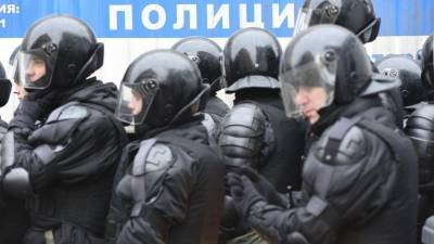 "Сорвались с катушек": Макаренко об организаторах незаконных митингов в России