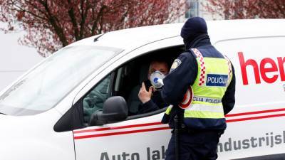 Трупы в машинах: полиция ищет устроившего массовое убийство
