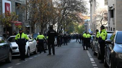 Владельцы ресторанов Тбилиси устроили митинг против карантина