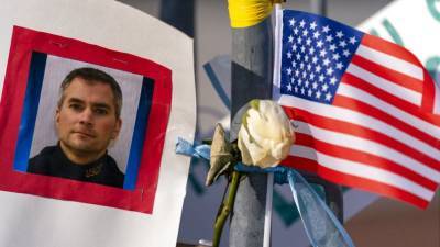 В Капитолии пройдет прощание с полицейским, погибшим в ходе мятежа в Вашингтоне