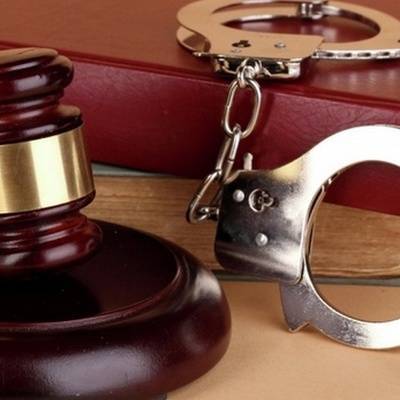 Два сотрудника Роспотребнадзора арестованы по делу о крупной взятке