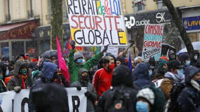 Протесты против законопроекта "О глобальной безопасности" во Франции