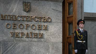 Начальник Генштаба ВСУ подал в суд на Минобороны Украины