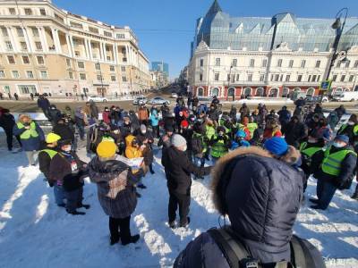 Хабаровск: В несанкционированно митинге приняли участие 58 человек, 13 задержаных