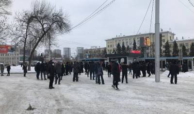В Уфе шествие в поддержку Навального двинулось от Дворца молодежи к Дому Республики
