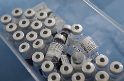 Конгрессмен Стивен Линч заразился COVID-19 после двух прививок от Pfizer