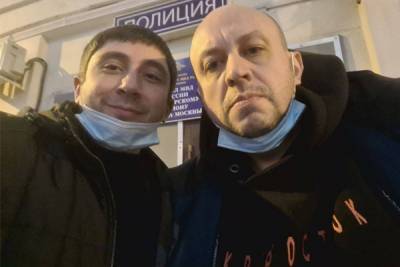 Главреда «Медиазоны» Сергея Смирнова отпустили из отделения полиции