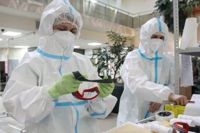 В Москве еще 2 284 человека заразились коронавирусом