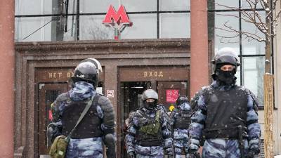 Дептранс Москвы предупредил о возможном закрытии еще нескольких станций метро