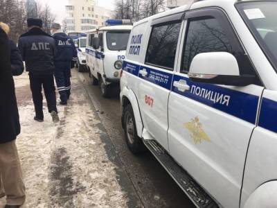 Задержания начались на акциях в поддержку Навального в Екатеринбурге и Челябинске