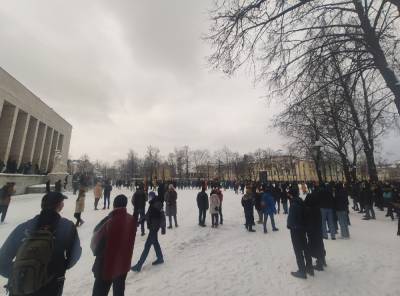 На несогласованной акции в Петербурге задержали журналиста