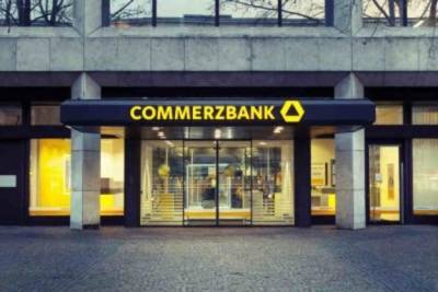 Крупнейший немецкий Commerzbank сократит тысячи рабочих мест и закроет сотни отделений