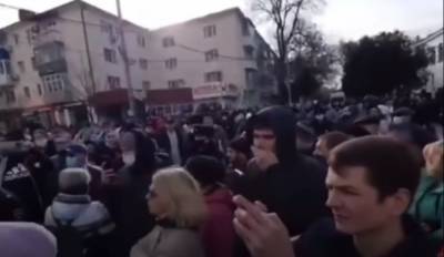 Россию колотит: жители 142 городов вышли на улицы в поддержку Навального