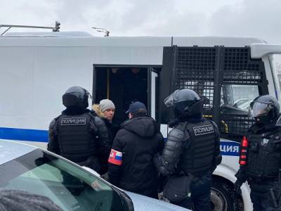 Силовики задержали депутата Мосгордумы от КПРФ Евгения Ступина на акции протеста