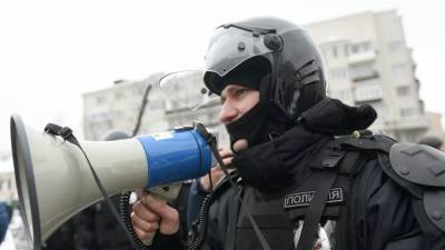 В Москве полиция оттеснила участников незаконной акции от «Красных ворот»