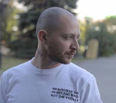 Рэпер Oxxxymiron задержан на акции в поддержку Навального в Санкт-Петербурге