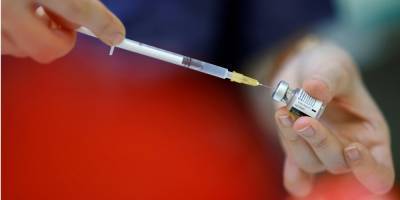 Инфекционист назвал условие успешной вакцинации от COVID-19 в Украине